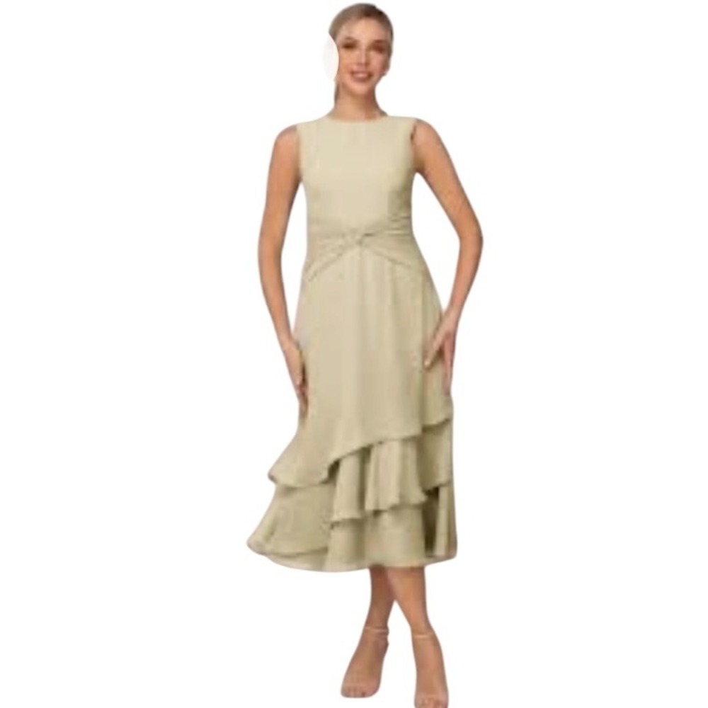 Stacees NWT Champagne Chiffon ruched tiered bridesmaid neutral formal dress sz4